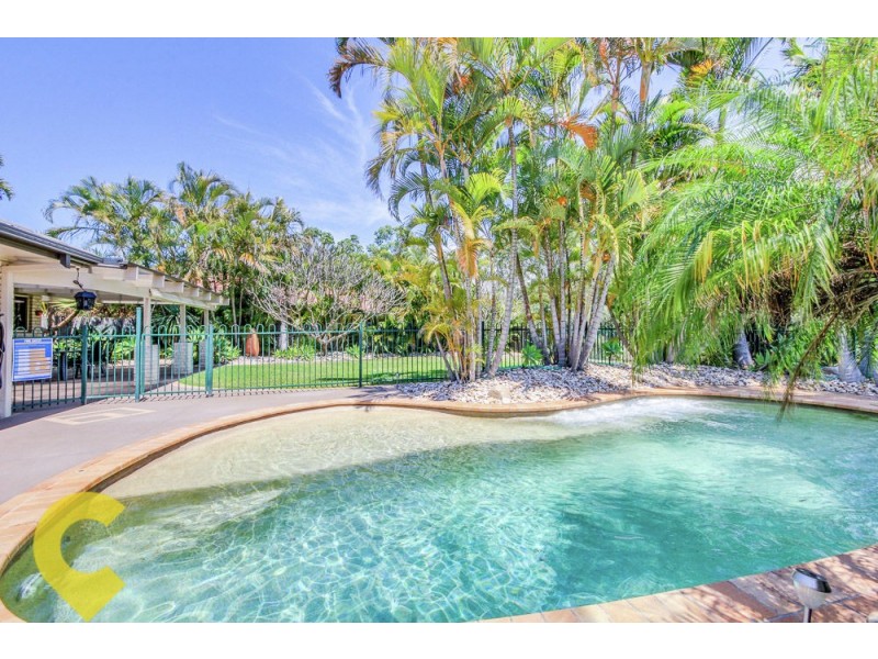 9 Wentworth Place, Carindale QLD 4152