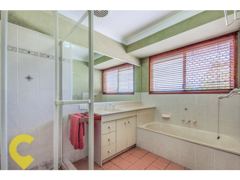 9 Wentworth Place, Carindale QLD 4152