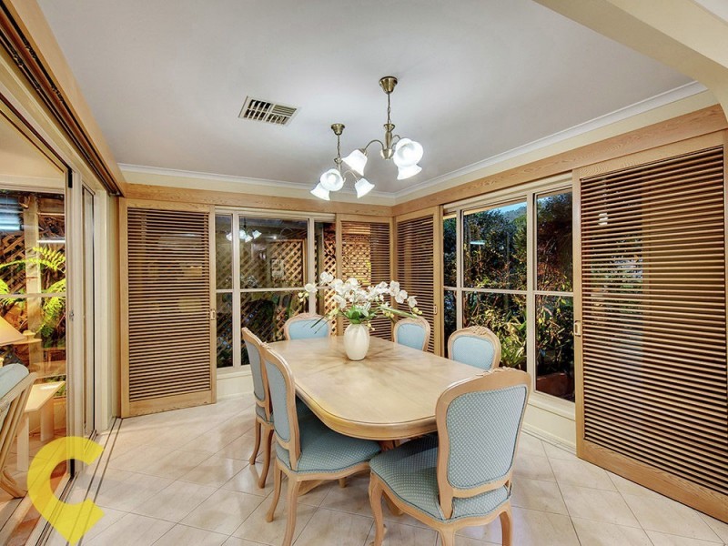 2 Ara Street, Camp Hill QLD 4152