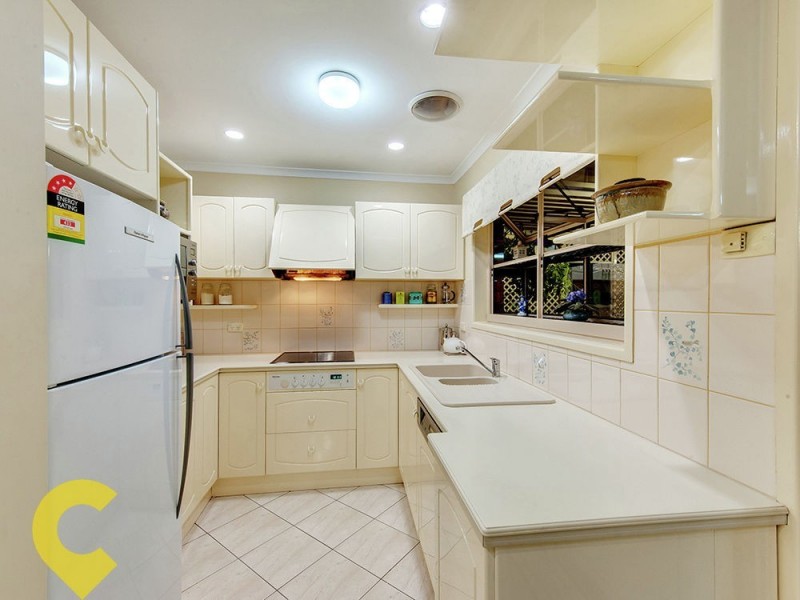 2 Ara Street, Camp Hill QLD 4152