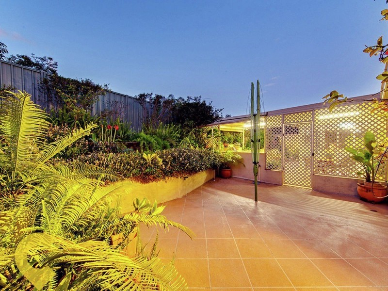 2 Ara Street, Camp Hill QLD 4152