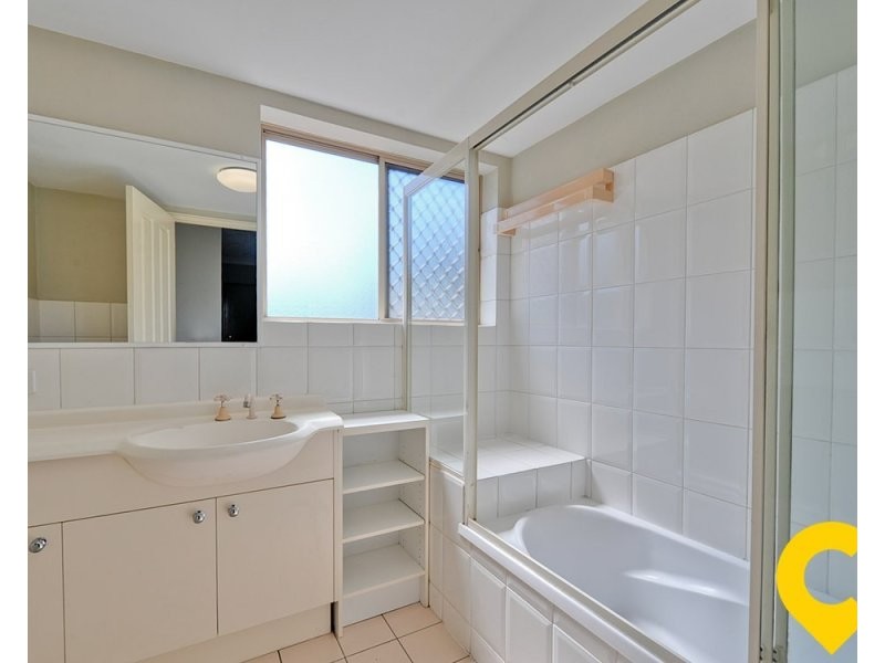 2/20 Dulwich Road, Yeronga QLD 4104