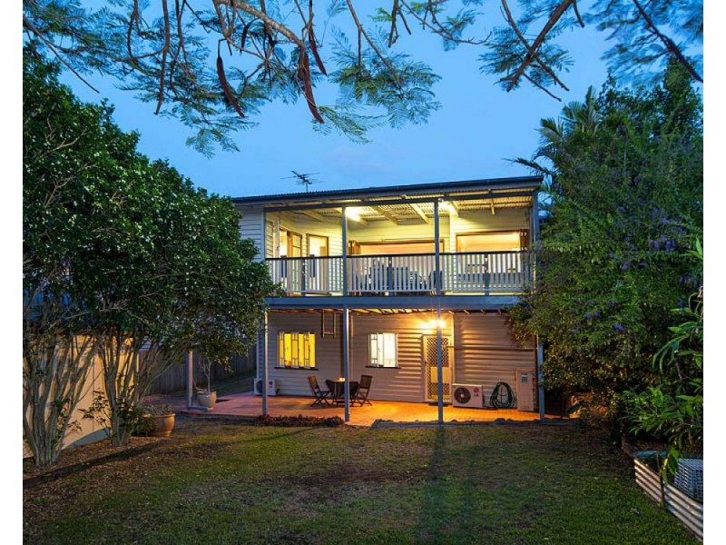 26 Margaret Street, Camp Hill QLD 4152