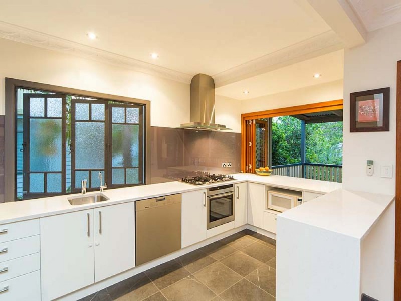 26 Margaret Street, Camp Hill QLD 4152