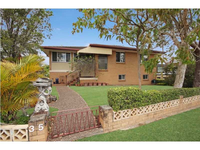 35 Copenhagen Street, Wishart QLD 4122