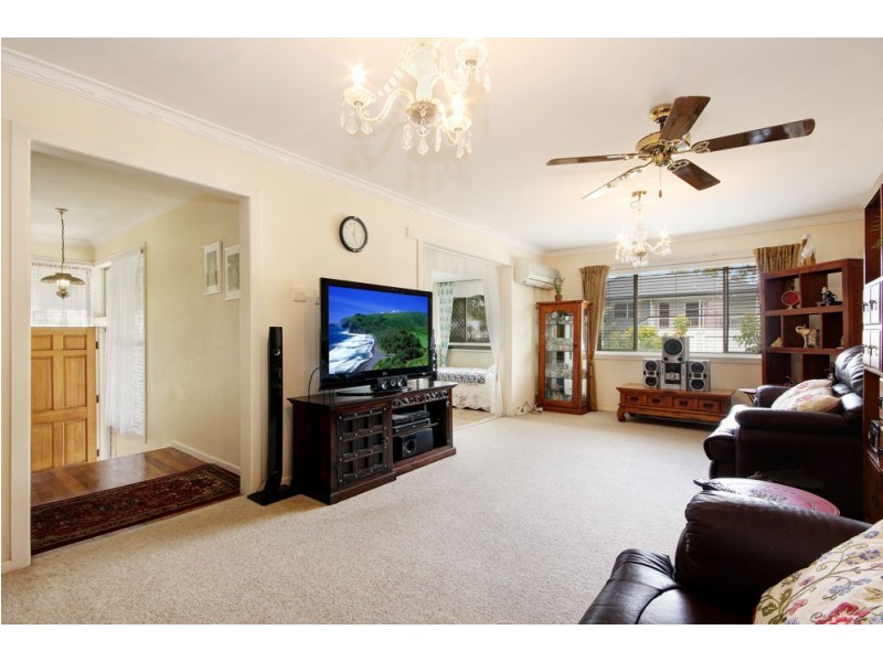 35 Copenhagen Street, Wishart QLD 4122