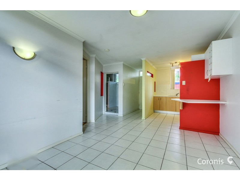 8/30 Cork Street, Yeronga QLD 4104