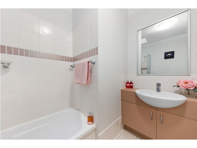 3/21 Hazlewood Street, Highgate Hill QLD 4101