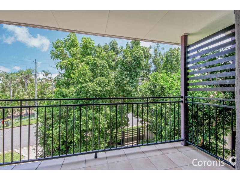 2/50 Jones Road, Carina QLD 4152
