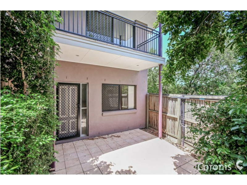2/50 Jones Road, Carina QLD 4152