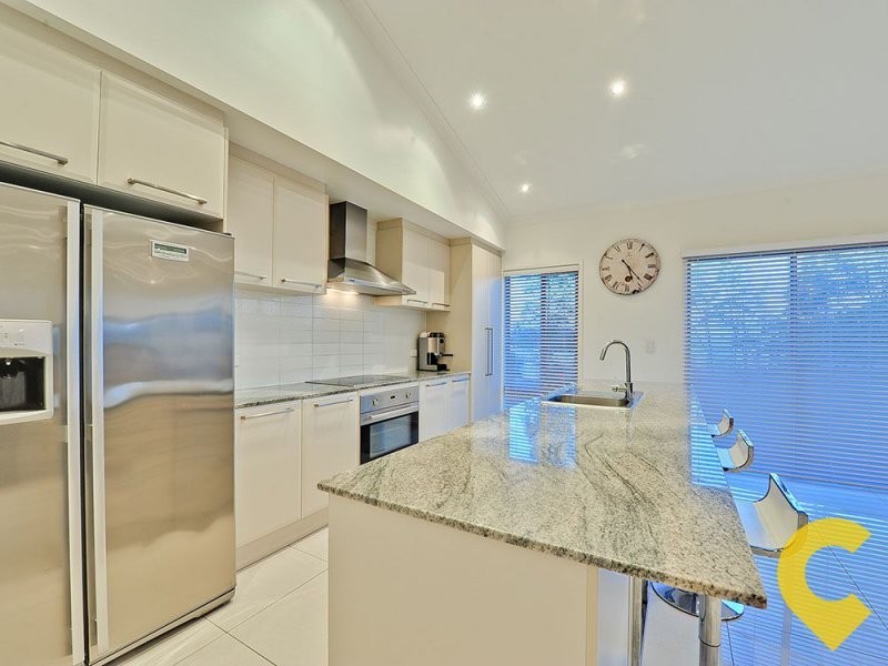 2 Fortescue Court, Mount Gravatt East QLD 4122