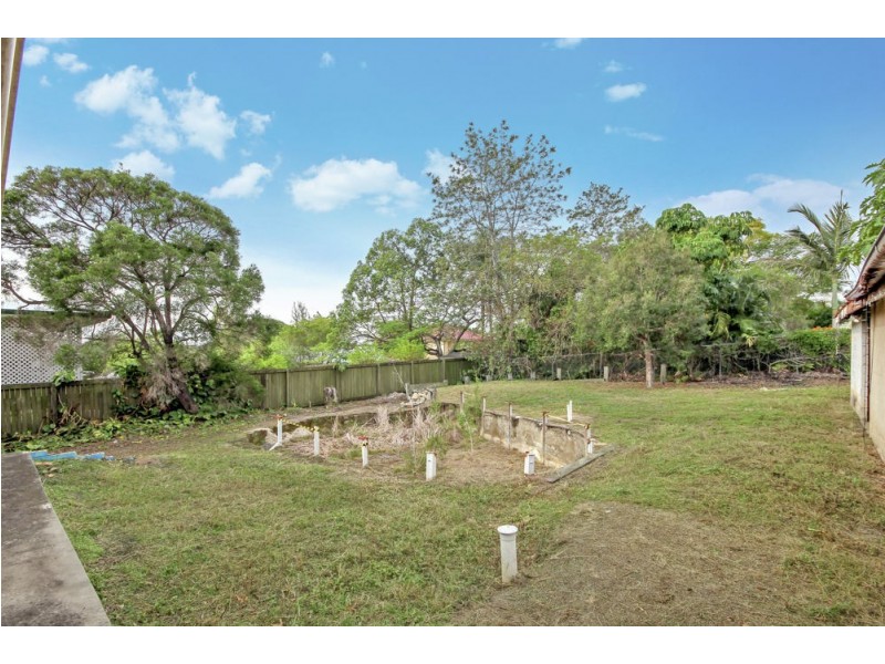 20 Daniells Street, Carina QLD 4152