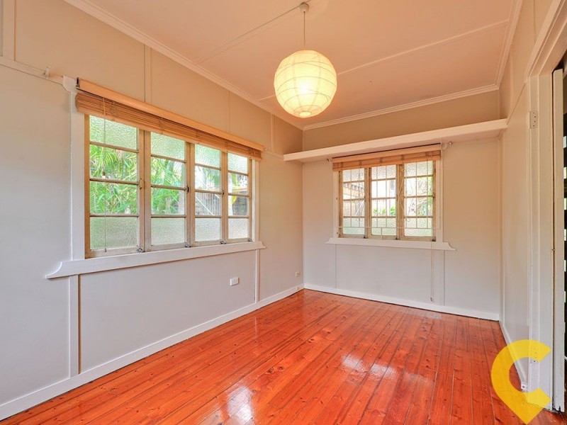 54 Royal Parade, Alderley QLD 4051