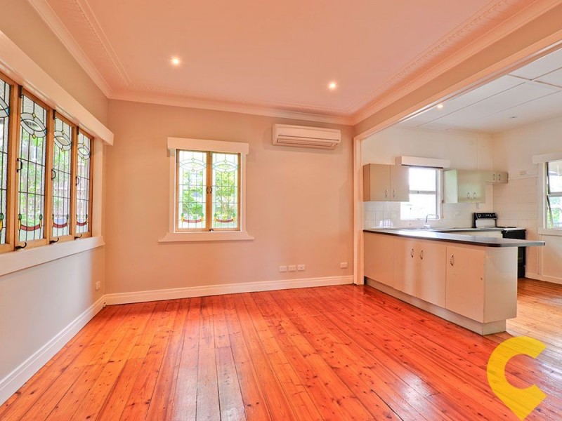 54 Royal Parade, Alderley QLD 4051