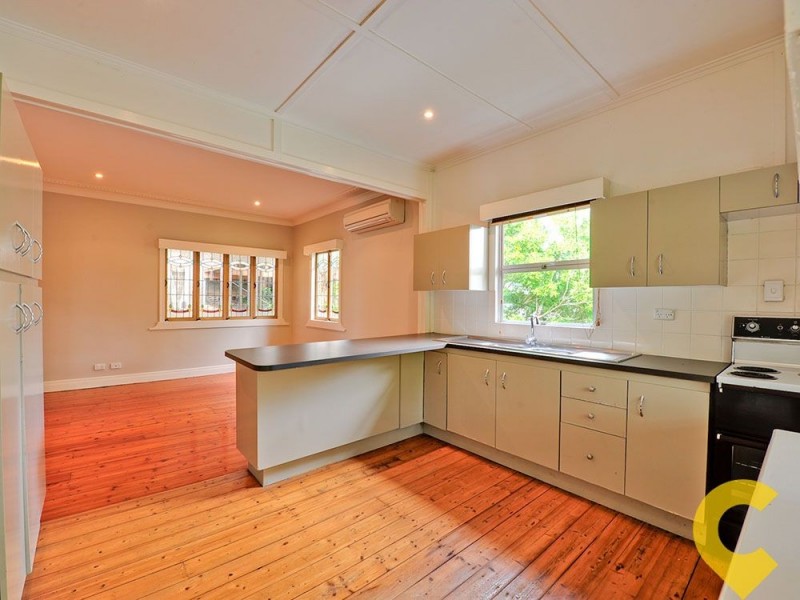 54 Royal Parade, Alderley QLD 4051