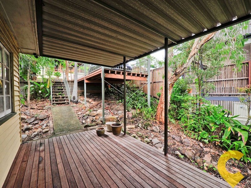 54 Royal Parade, Alderley QLD 4051