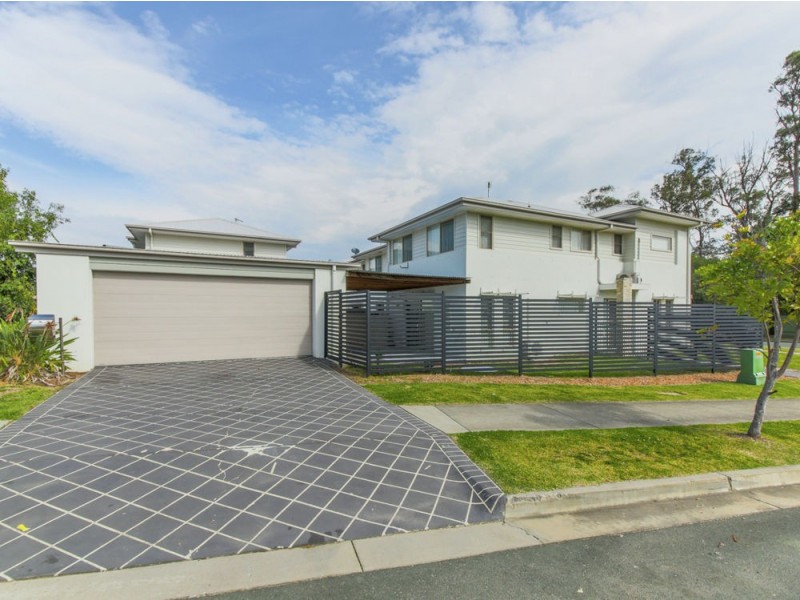 1/1 Leichhardt Street, Coomera QLD 4209