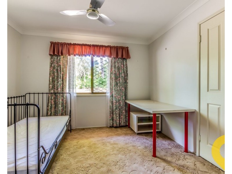 36 Crest Road, Greenbank QLD 4124