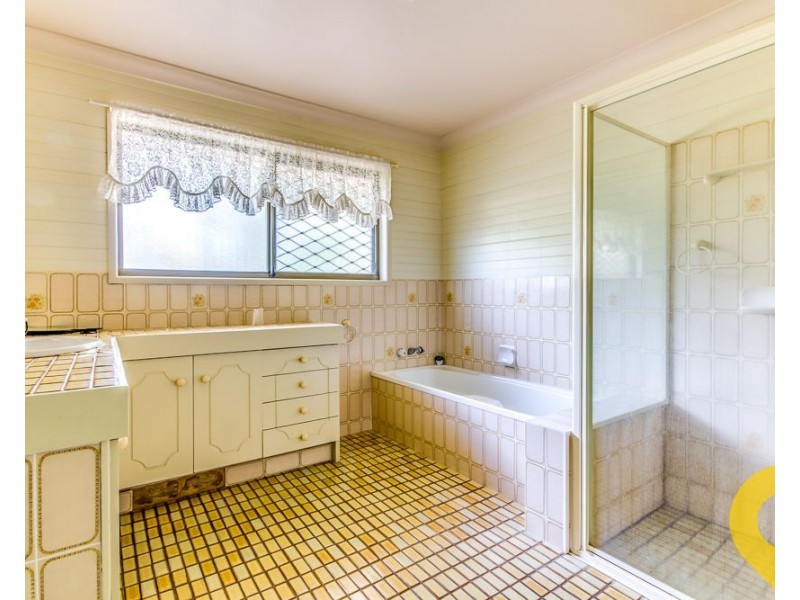 36 Crest Road, Greenbank QLD 4124