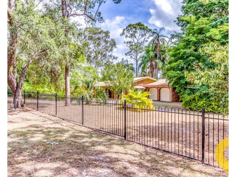 36 Crest Road, Greenbank QLD 4124