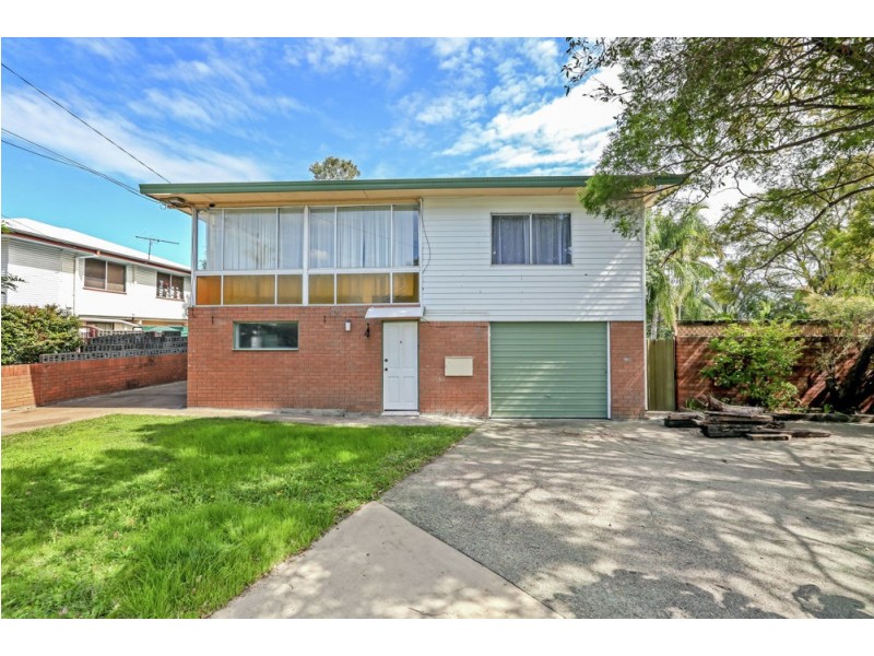 9 Cedar Court, Kingston QLD 4114