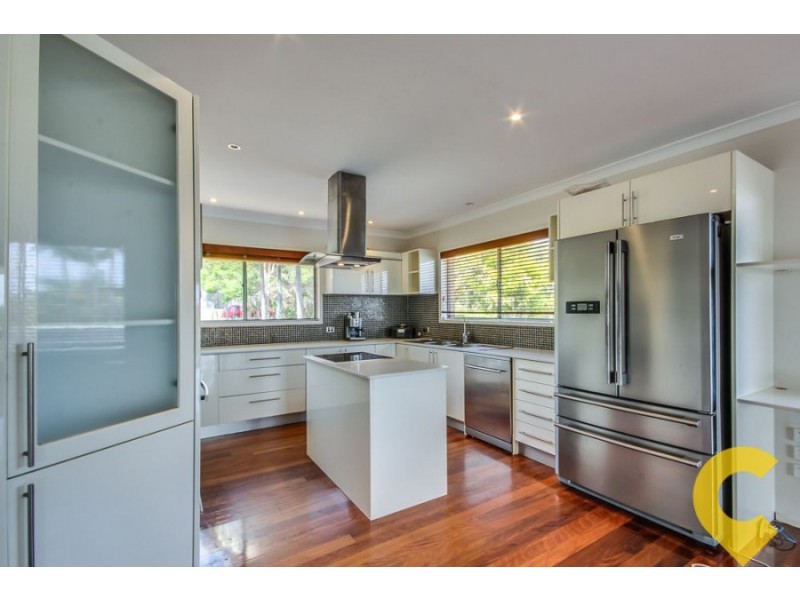 22 Bradley Street, Springwood QLD 4127