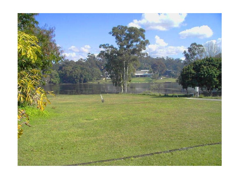 14 Lawnton Street, Daisy Hill QLD 4127