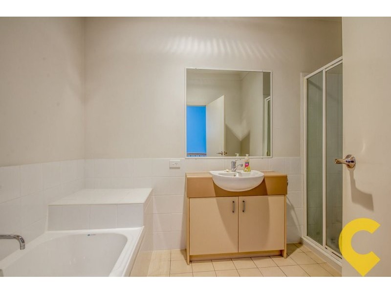 18/1 Anthony Street, Kingston QLD 4114