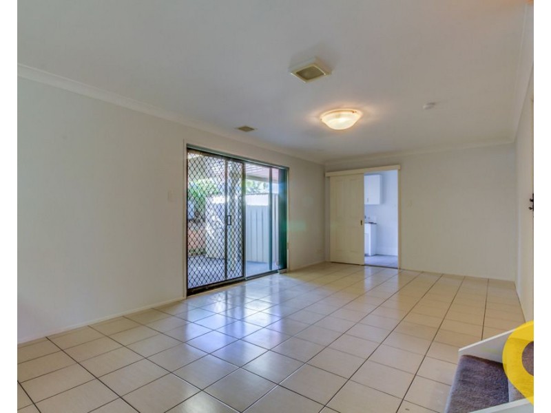 6 Ellendale Street, Daisy Hill QLD 4127