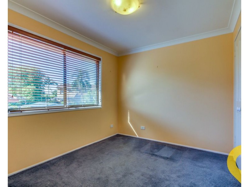 6 Ellendale Street, Daisy Hill QLD 4127