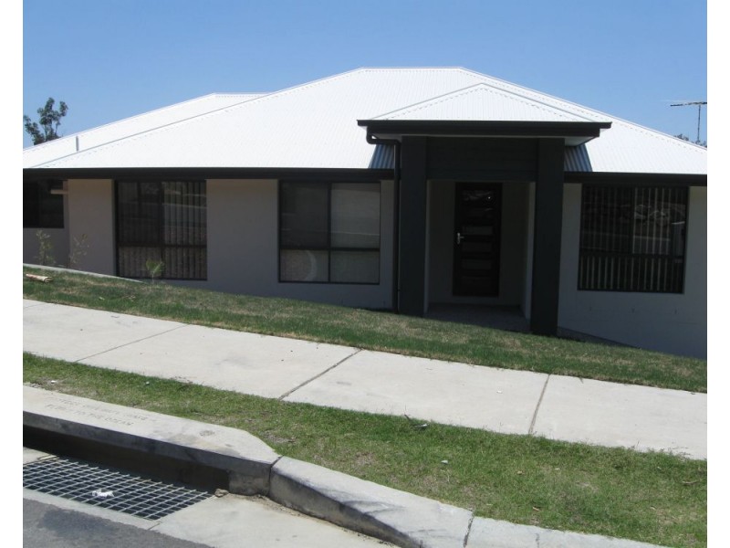 35 Mossman Parade, Waterford QLD 4133
