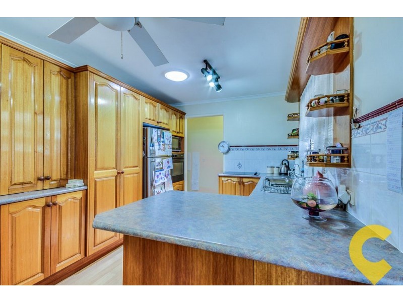 31 Bingo St, Holmview QLD 4207
