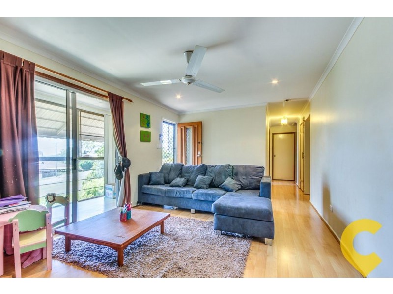 31 Bingo St, Holmview QLD 4207