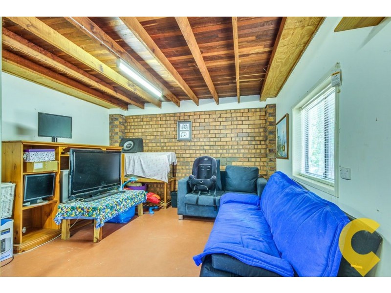 31 Bingo St, Holmview QLD 4207