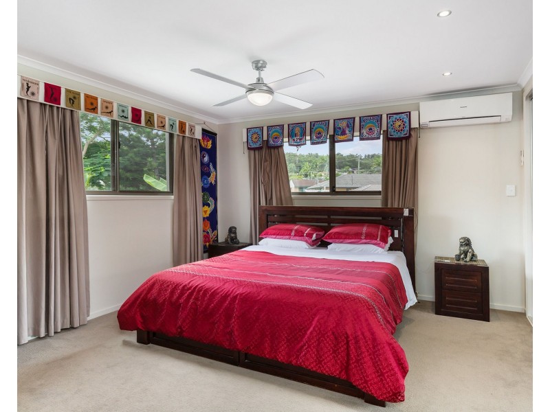 24 Caloola Drive, Springwood QLD 4127