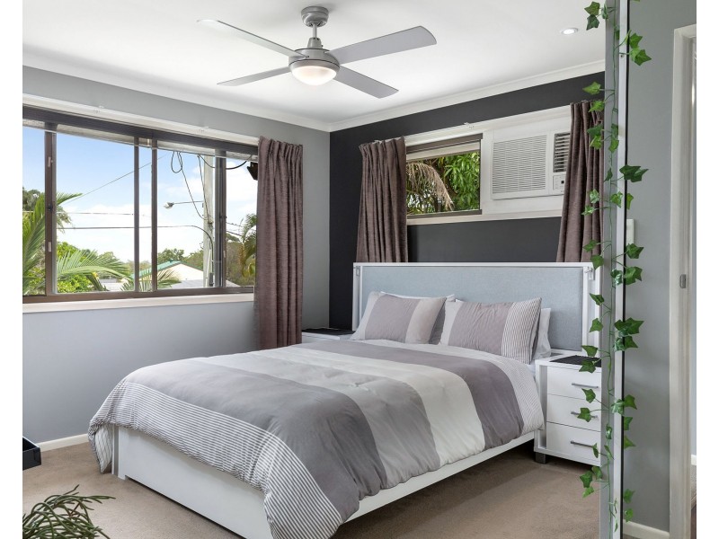 24 Caloola Drive, Springwood QLD 4127