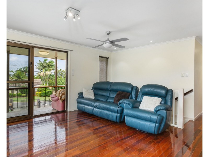 24 Caloola Drive, Springwood QLD 4127