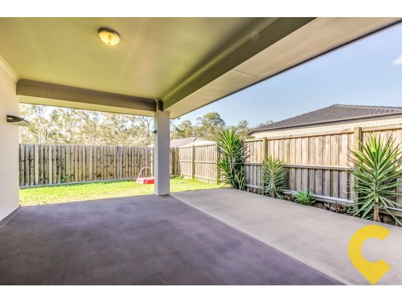 11 Wallaman Close, Waterford QLD 4133