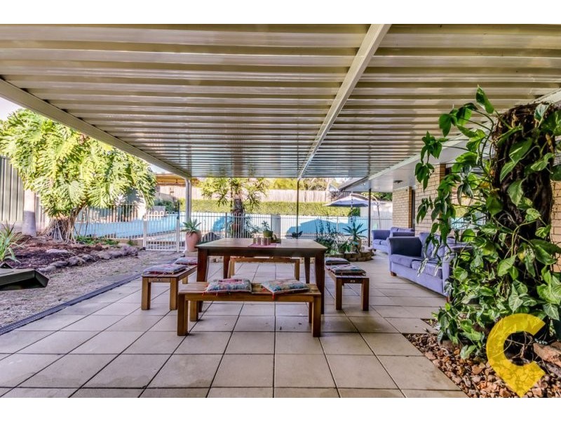 32 Wenlock Crescent, Springwood QLD 4127