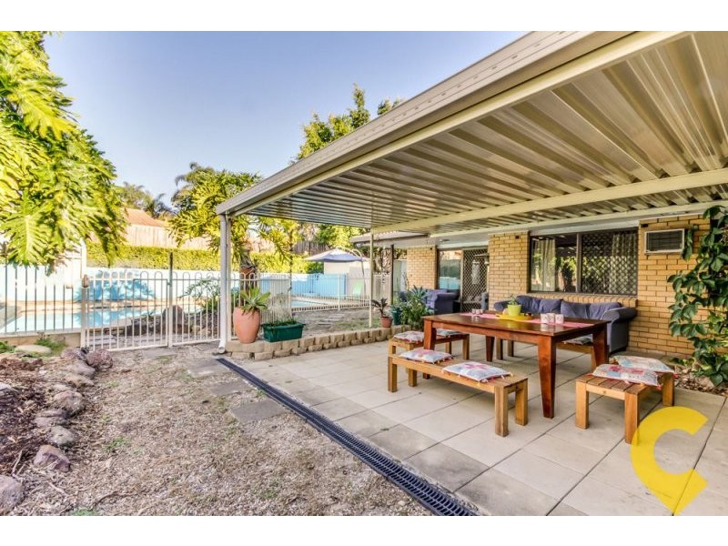 32 Wenlock Crescent, Springwood QLD 4127