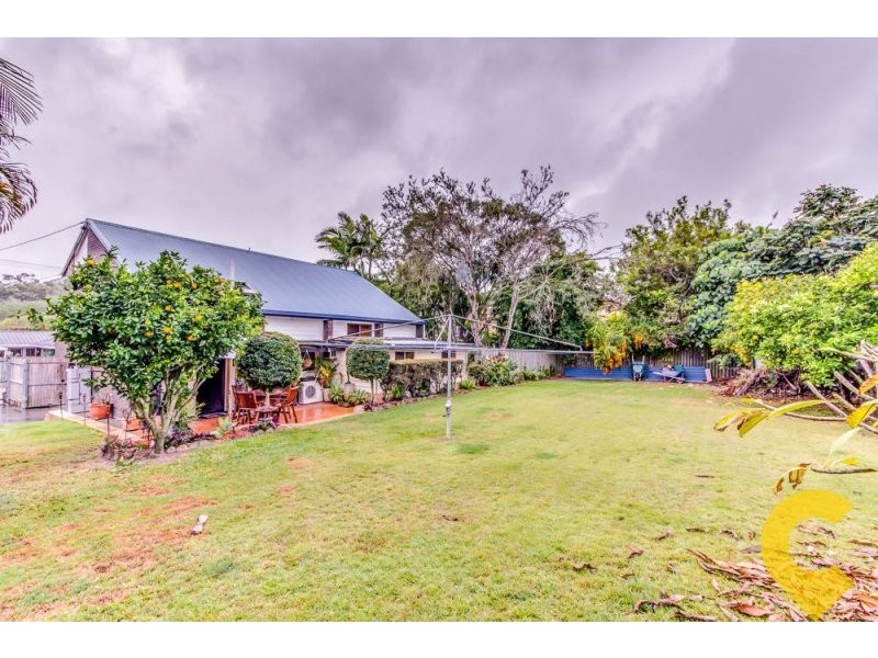 12 Wenlock Crescent, Springwood QLD 4127