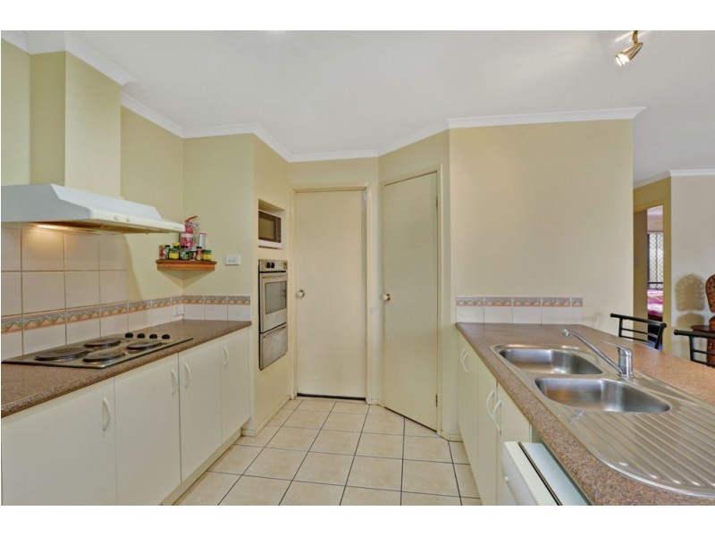 3 Sandra Street, Kingston QLD 4114