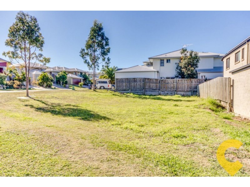 36 Long Island Drive, Windaroo QLD 4207