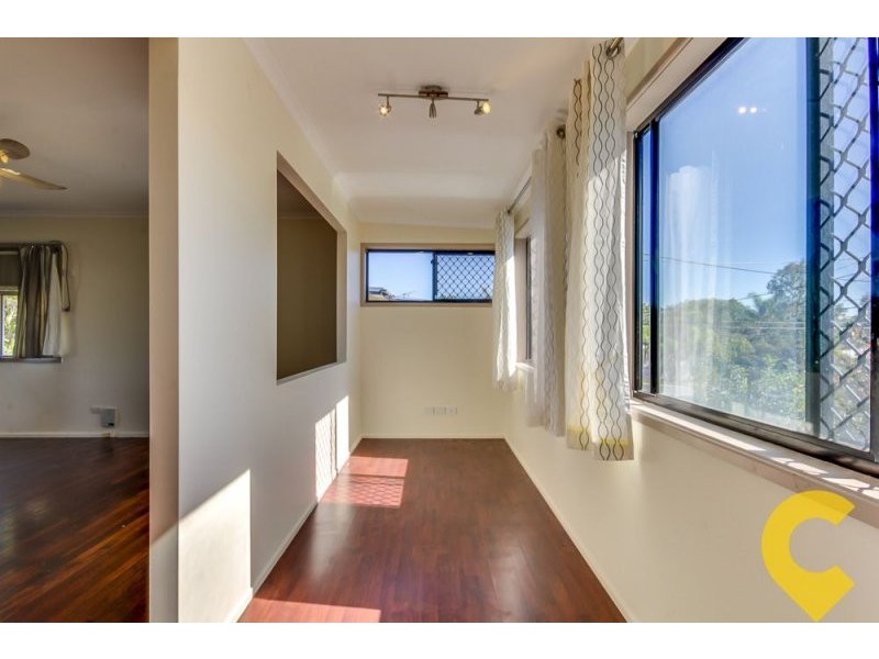 4 Cypress St, Woodridge QLD 4114