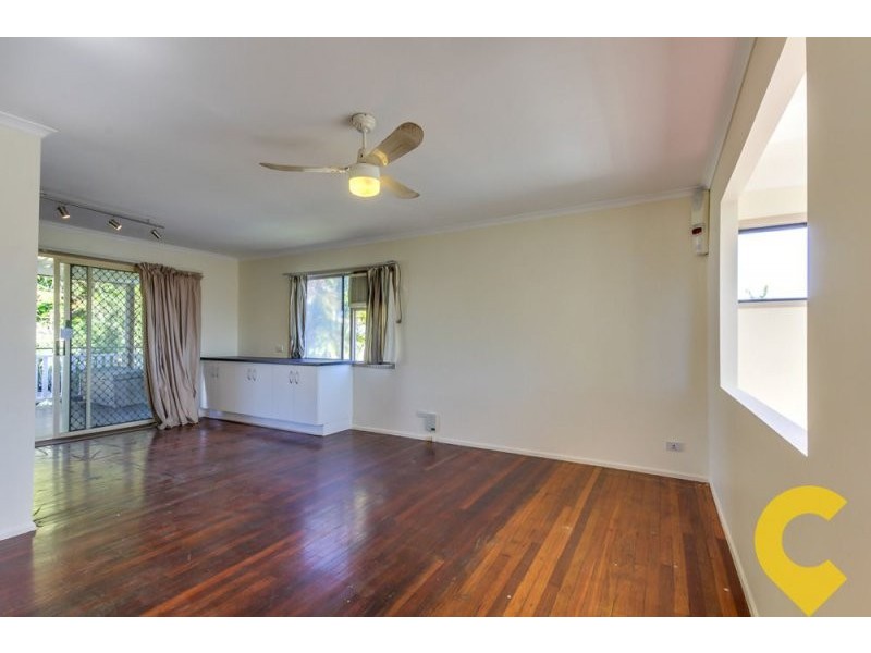 4 Cypress St, Woodridge QLD 4114