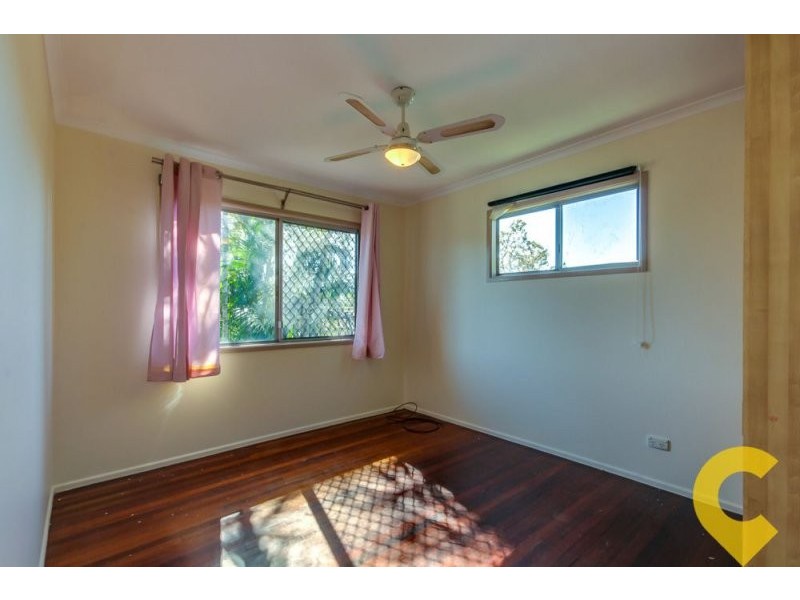 4 Cypress St, Woodridge QLD 4114