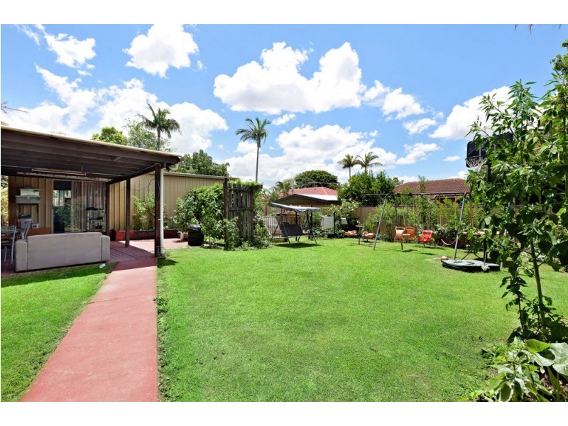 39 Kelvin Street, Woodridge QLD 4114