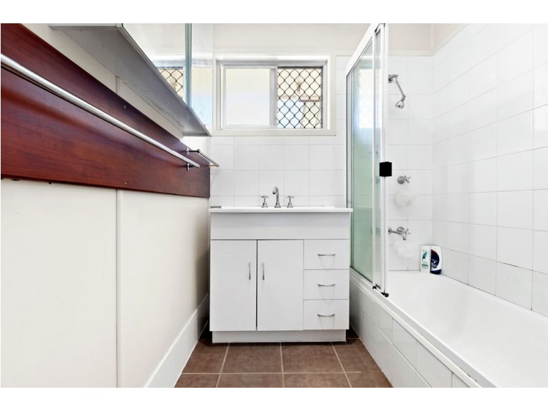 39 Kelvin Street, Woodridge QLD 4114