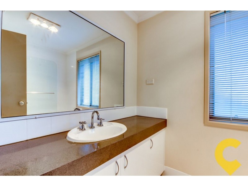 2/422 Chatswood Road, Shailer Park QLD 4128