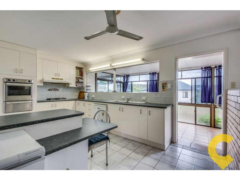 118 Barbaralla Drive, Springwood QLD 4127